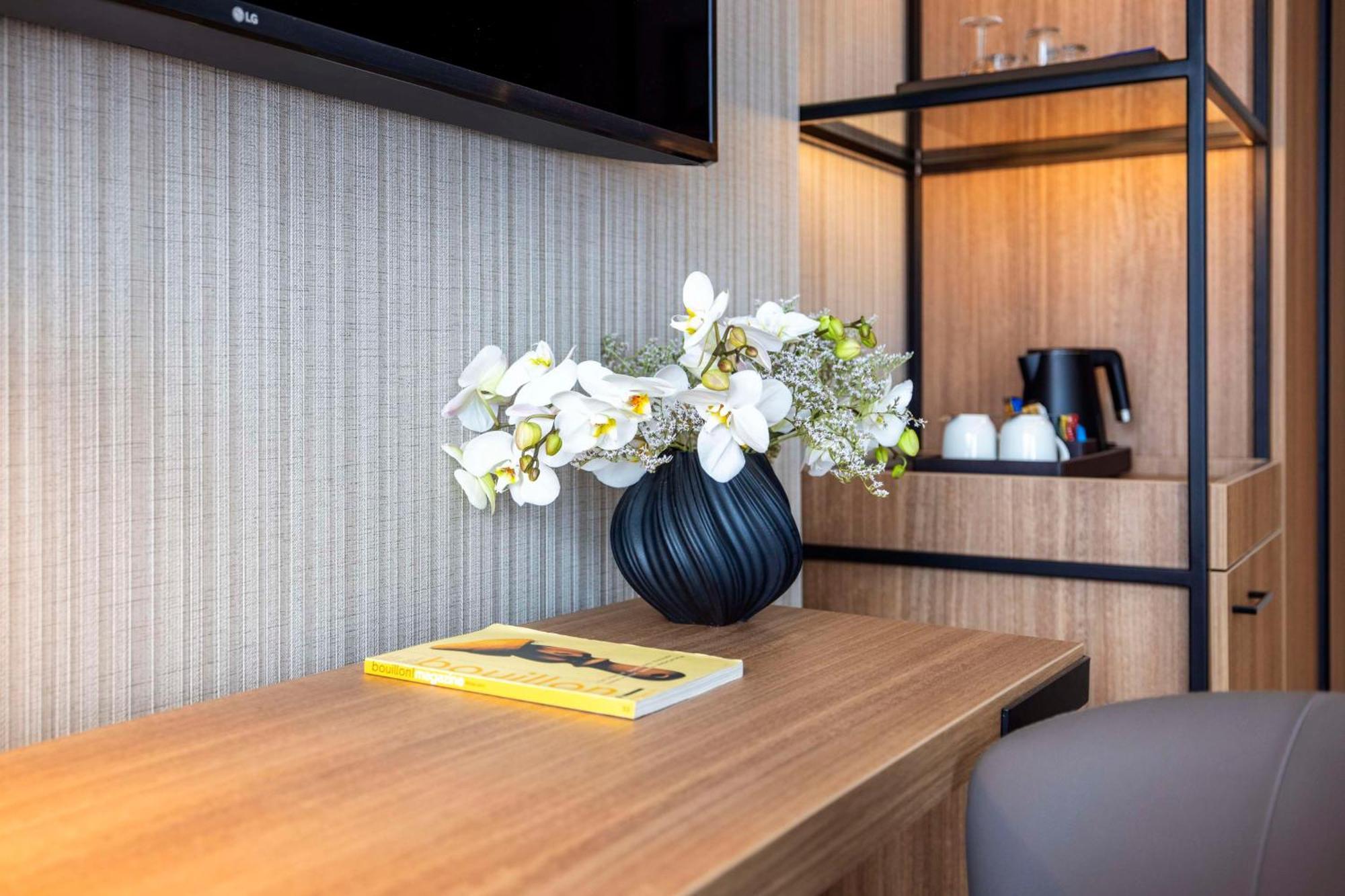 Nh Centre Hotel 4*