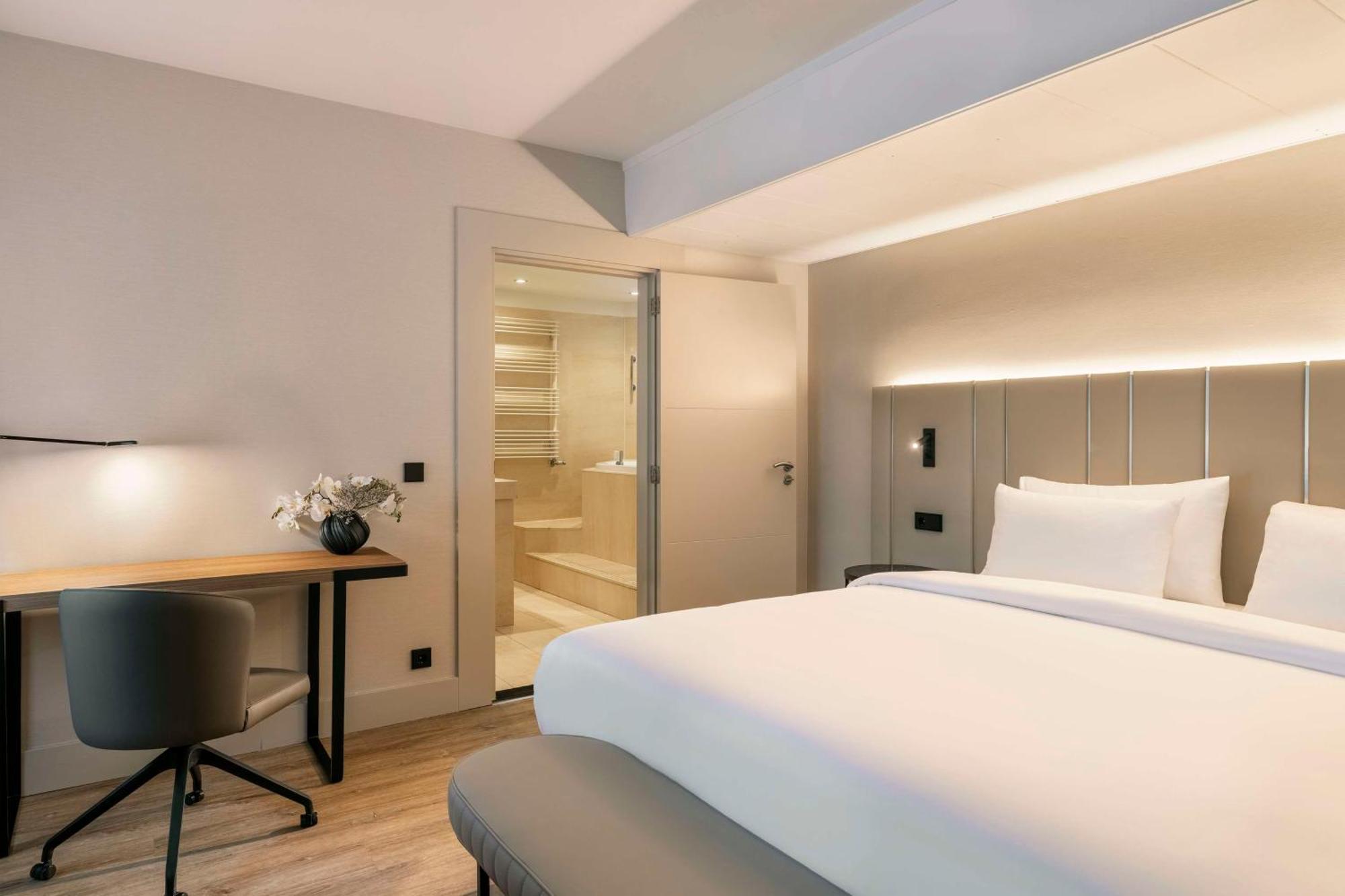 Hotel Nh Centre